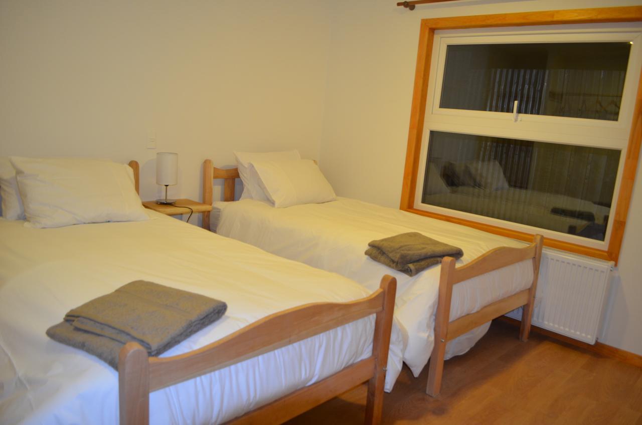 Hostal Camino De Santiago Puerto Natales Ngoại thất bức ảnh
